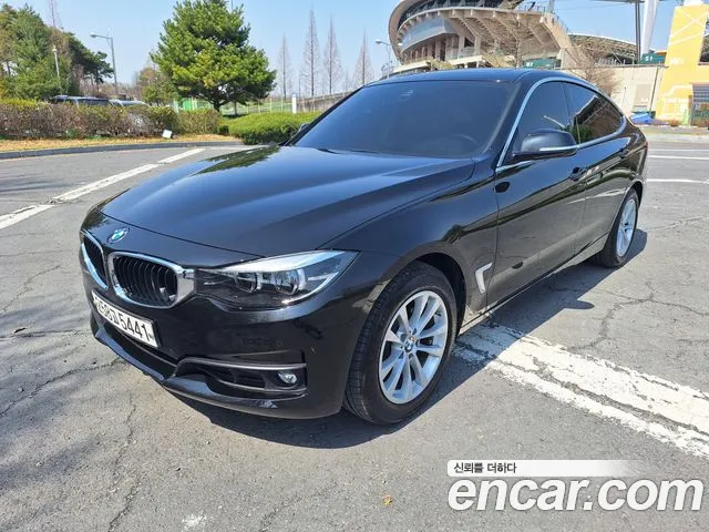 BMW Gran Turismo 2020 thumb 2