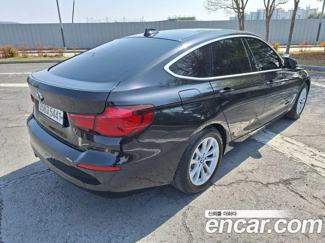 BMW Gran Turismo 2020 thumb 6