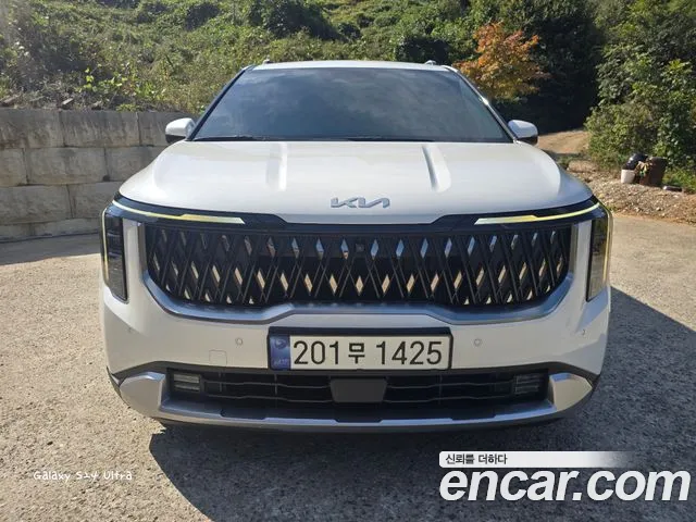 Kia Carnival 2024 thumb 3