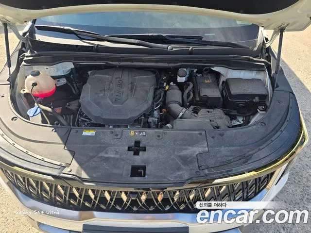 Kia Carnival 2024 thumb 6