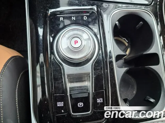 Kia Carnival 2021 thumb 9