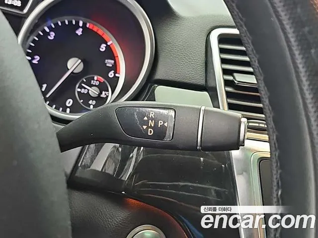 Mercedes-Benz M-class 2015 thumb 8