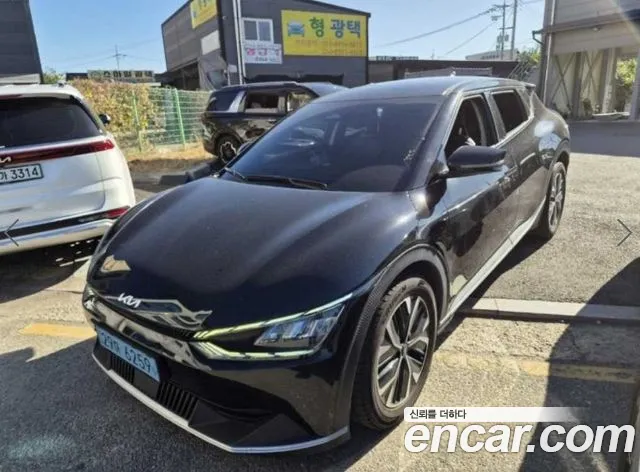 Kia EV6 2021 thumb 2