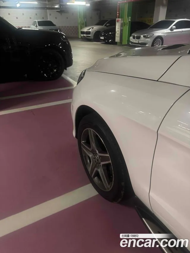 Mercedes-Benz GLE 2017 thumb 5