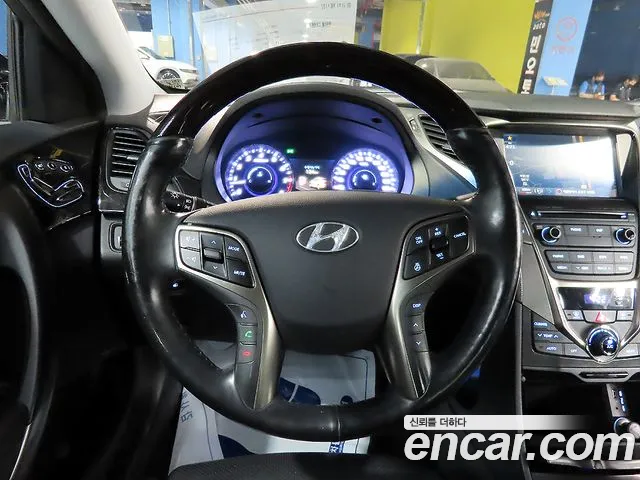 Hyundai Grandeur 2013 thumb 10