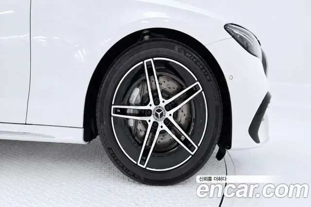 Mercedes-Benz E-Класс 2026 thumb 5