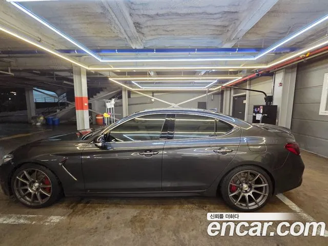 Genesis G70 2018 thumb 3
