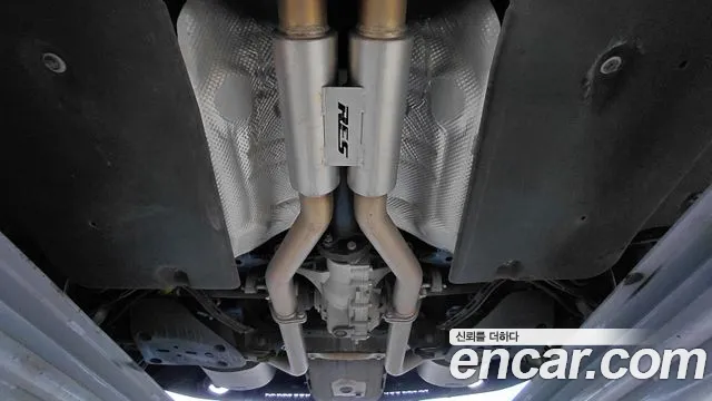 Genesis G70 2018 thumb 5