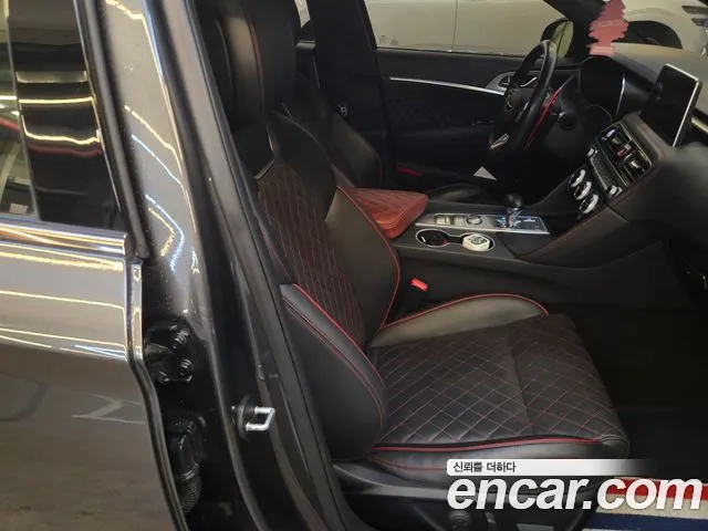 Genesis G70 2018 thumb 9