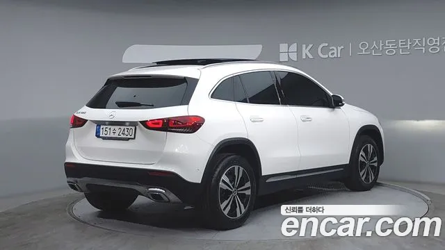 Mercedes-Benz GLA 2021 thumb 2