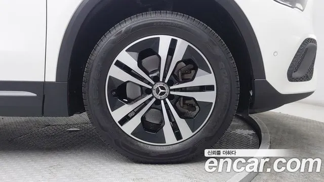Mercedes-Benz GLA 2021 thumb 5