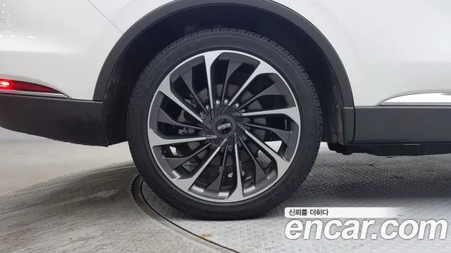 Lincoln Aviator 2025 thumb 6