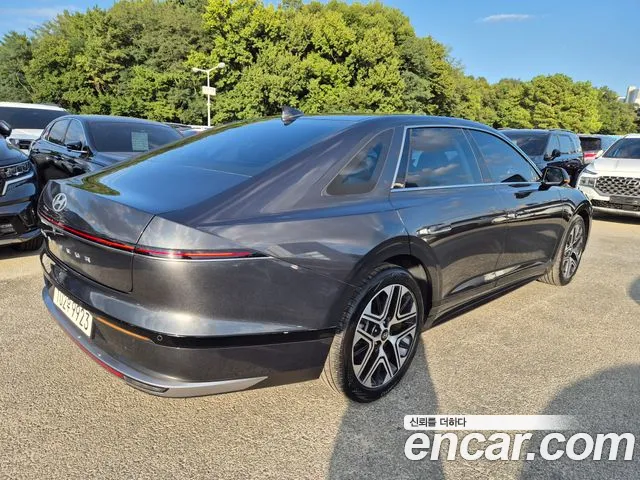 Hyundai Grandeur 2023 thumb 4