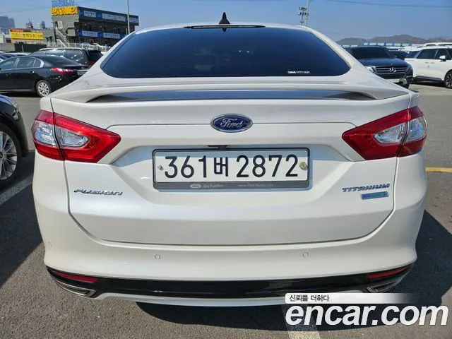 Ford Fusion 2013 thumb 2