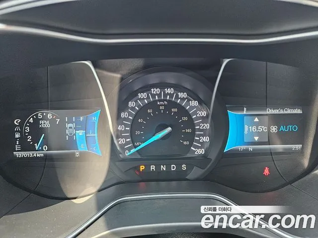 Ford Fusion 2013 thumb 9