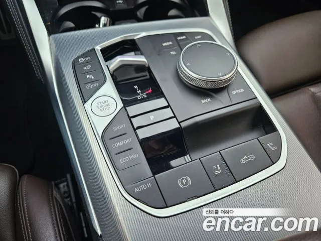 BMW 4-Series 2024 thumb 8