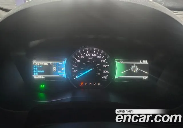 Ford Explorer 2018 thumb 5