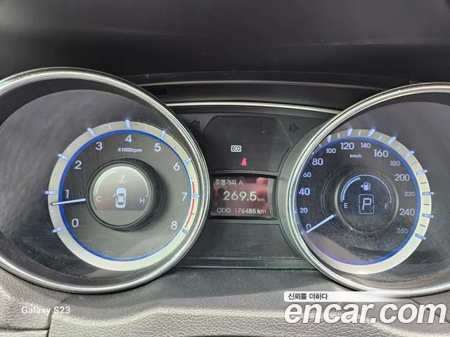Hyundai Sonata 2010 thumb 8