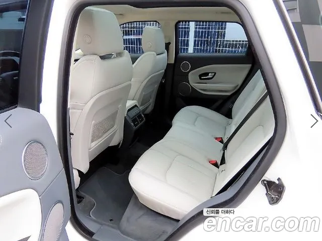 Land Rover Range Rover Evoque 2016 thumb 7