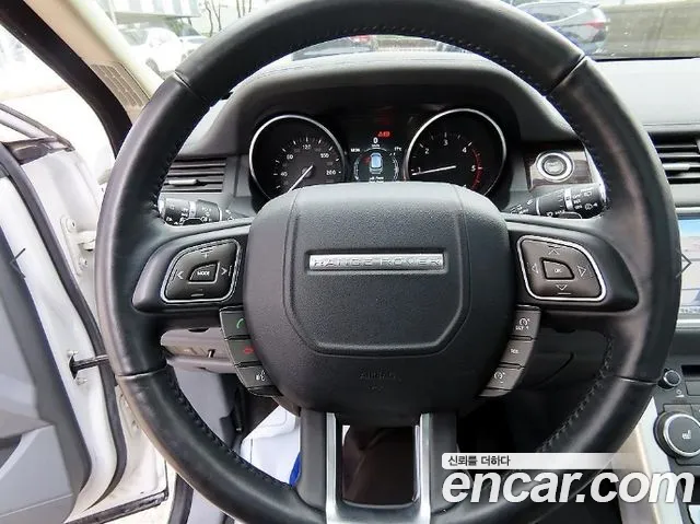 Land Rover Range Rover Evoque 2016 thumb 9