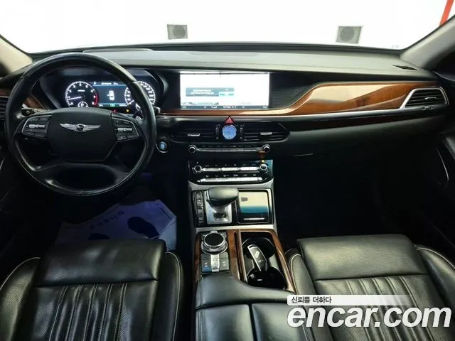 Genesis G90 2017 thumb 8