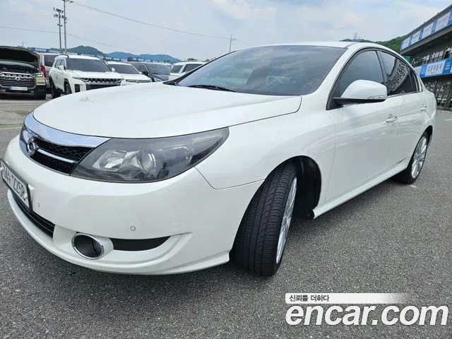 Renault-KoreaSamsung SM5 2011 thumb 11