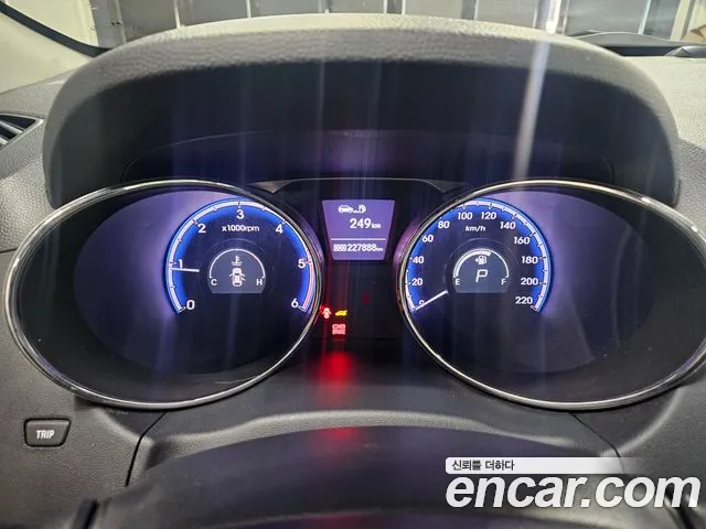 Hyundai Tucson 2012 thumb 8