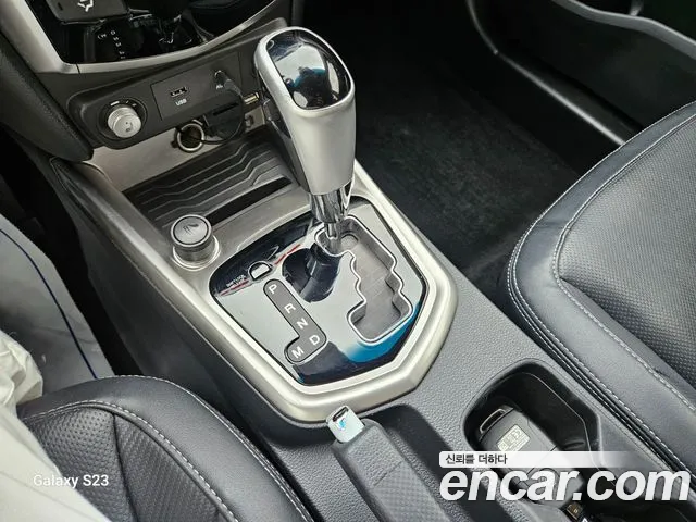 KG_Mobility_Ssangyong TIBOLI 2016 thumb 9