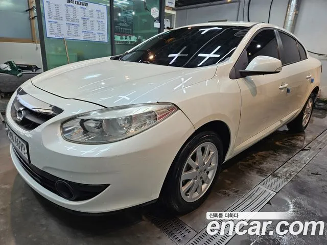 Renault-KoreaSamsung Fluence 2010 thumb 3
