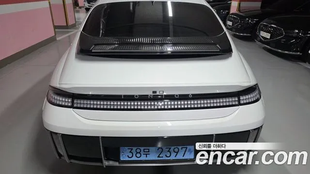 Hyundai IONIQ 6 2024 thumb 4