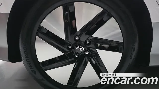 Hyundai IONIQ 6 2024 thumb 5