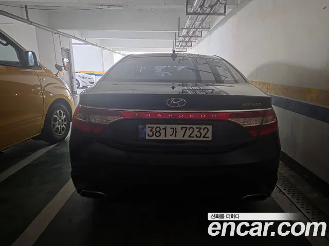 Hyundai Grandeur 2014 thumb 2