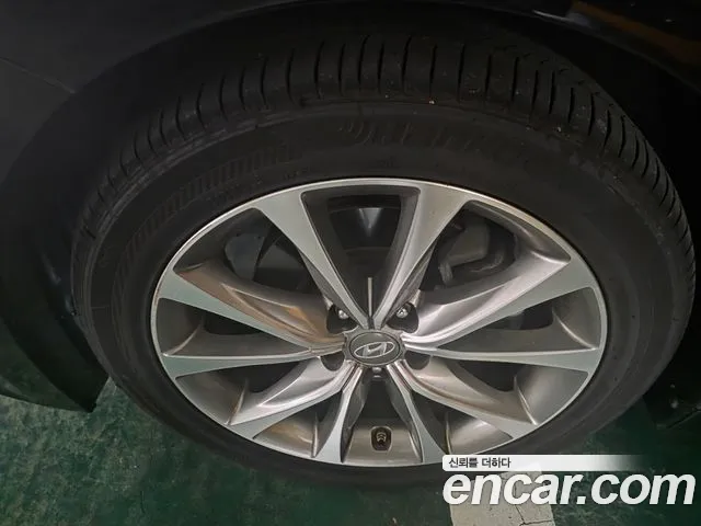 Hyundai Grandeur 2014 thumb 5