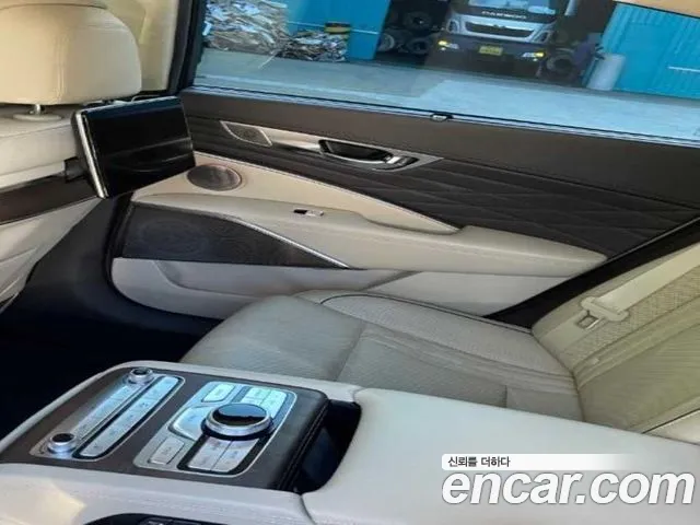 Kia K9 2018 thumb 5
