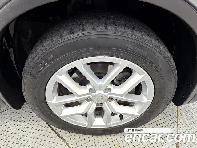 Renault-KoreaSamsung Koleos 2016 thumb 5