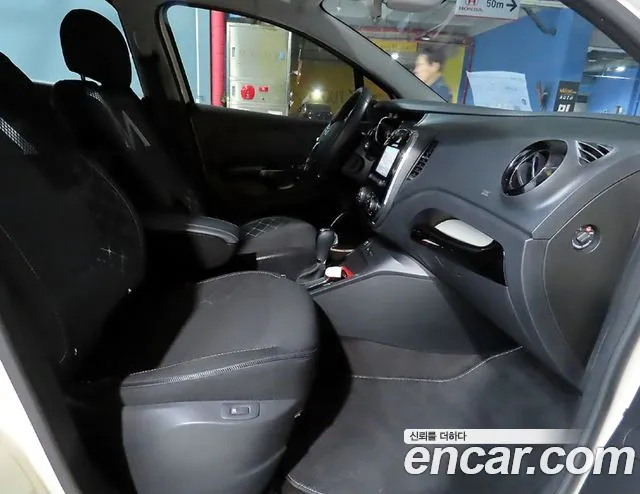 Renault-KoreaSamsung Captur 2014 thumb 8