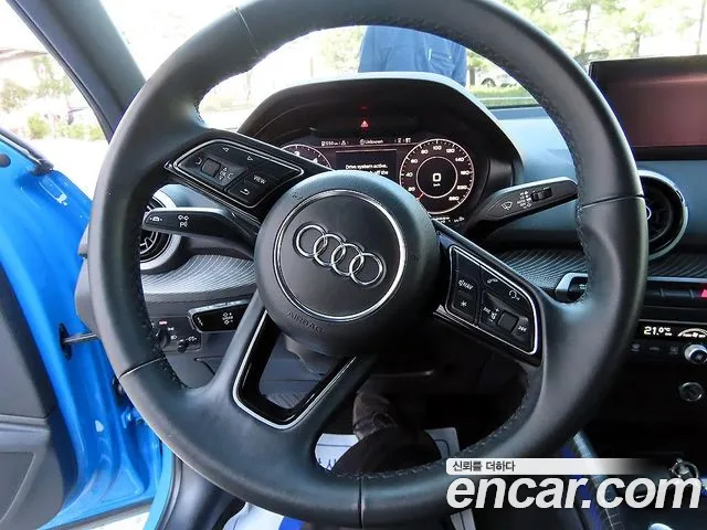 Audi Q2 2023 thumb 8