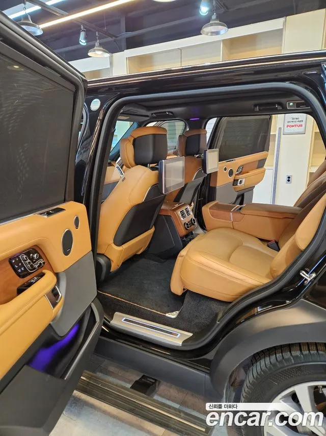Land Rover Range Rover 2020 thumb 9