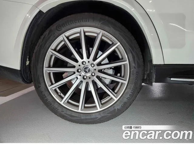 Mercedes-Benz GLS 2025 thumb 5