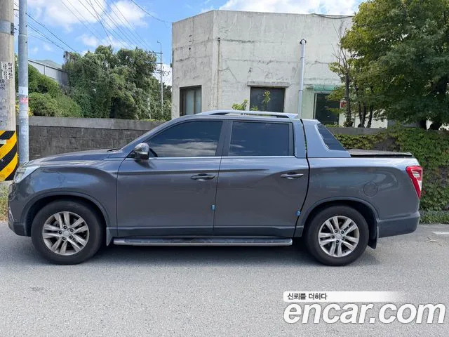 KG_Mobility_Ssangyong Rexton 2018 thumb 4