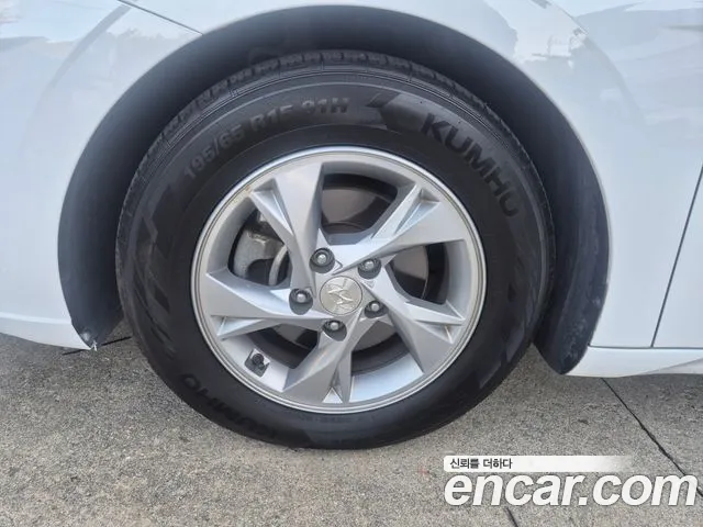 Hyundai Avante 2021 thumb 11