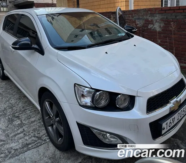 ChevroletGMDaewoo Aveo 2015 thumb 4