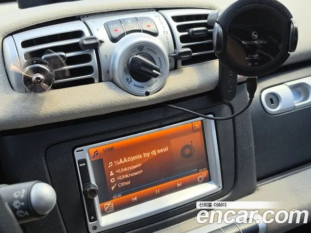 Smart Fortwo 2011 thumb 7