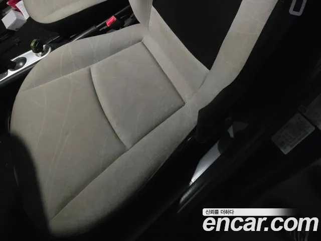 Smart Fortwo 2011 thumb 10