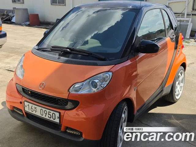 Smart Fortwo 2011 thumb 11