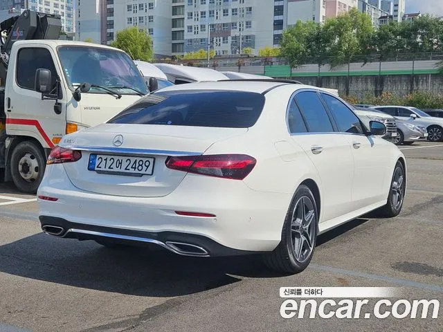 Mercedes-Benz E-Класс 2022 thumb 2