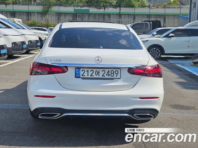Mercedes-Benz E-Класс 2022 thumb 4