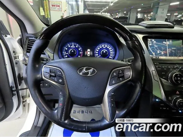 Hyundai Grandeur 2013 thumb 8