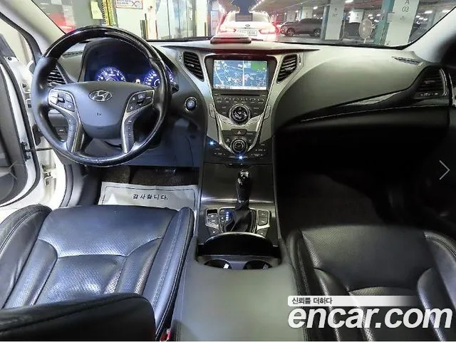 Hyundai Grandeur 2013 thumb 10
