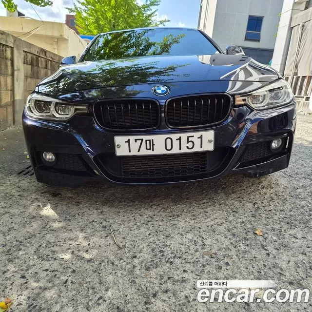 BMW 3-Series 2016 thumb 3